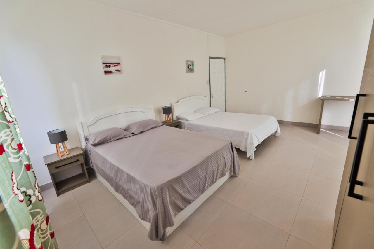 Oceanbreeze Apartments Mont Choisy 외부 사진