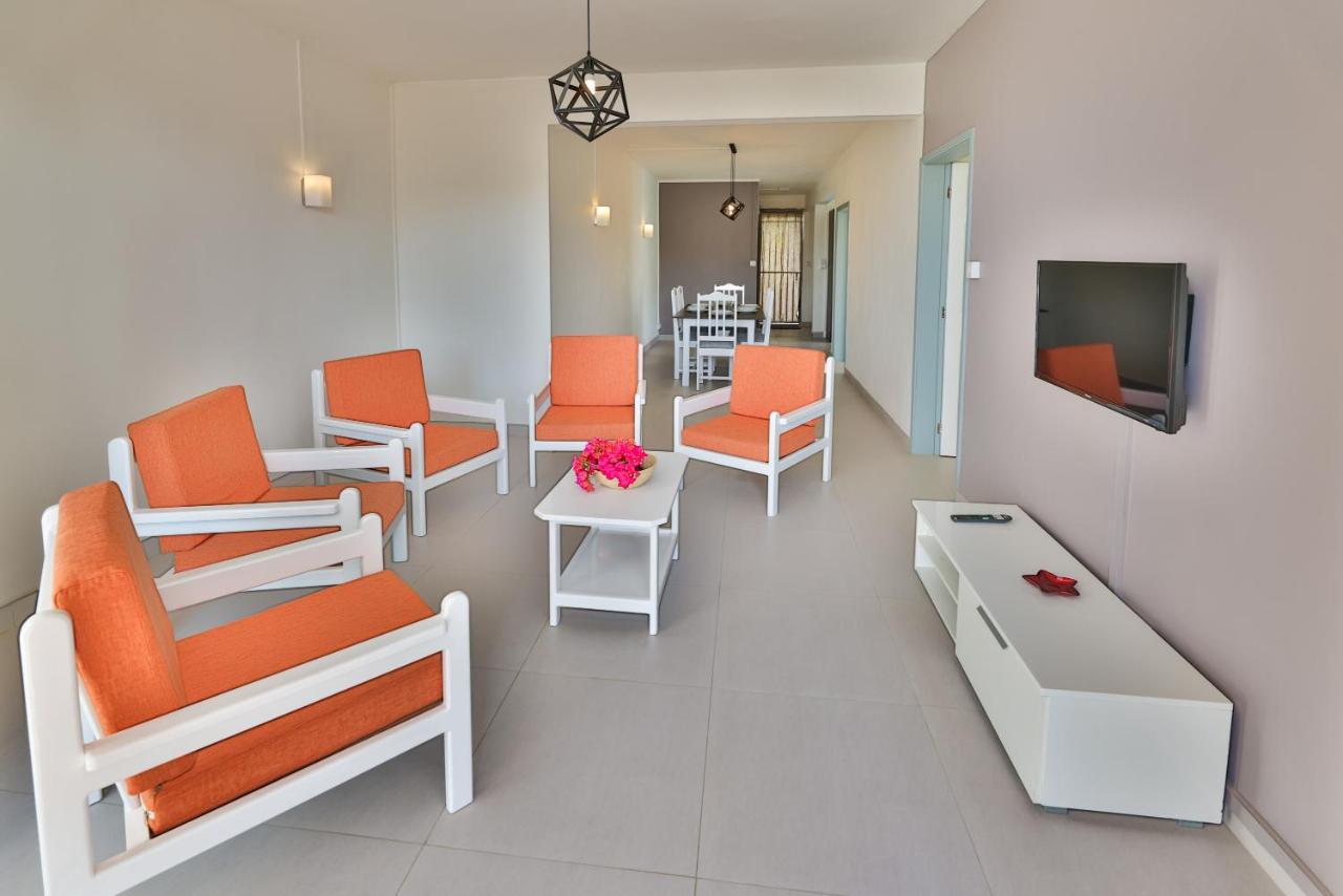 Oceanbreeze Apartments Mont Choisy 외부 사진